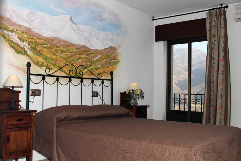 Las mejores ofertas de PUERTA NAZARI Órgiva