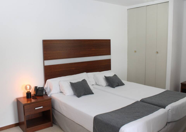 Las mejores ofertas de Hospedium Hotel Blu Torre de Sevilla Torre de la Reina