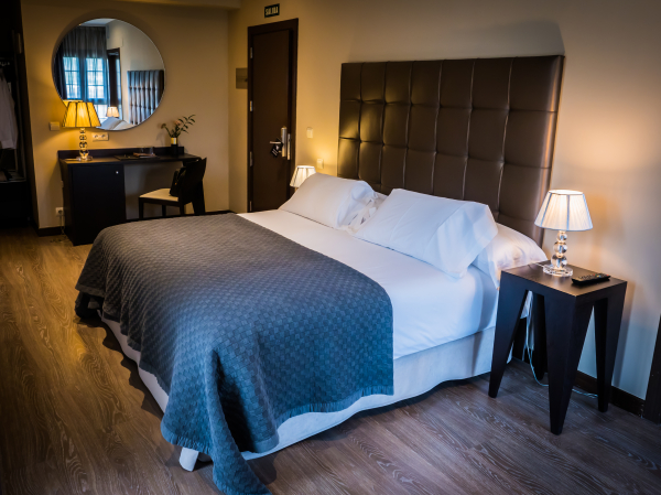 Las mejores ofertas de Pamplona Catedral Hotel Pamplona