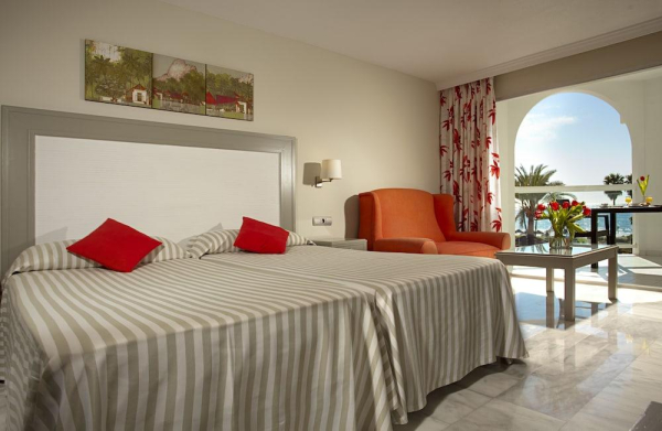 Las mejores ofertas de APARTHOTEL MARINAS DE NERJA Nerja