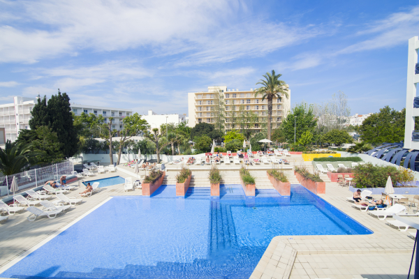 Las mejores ofertas de AzuLine Hotel Pacific Bahía de San Antonio