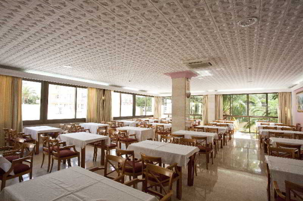 Las mejores ofertas de Hotel Playa Blanca S`Illot
