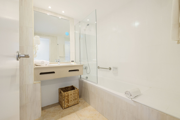 Las mejores ofertas de AzuLine Hotel Bergantin San José