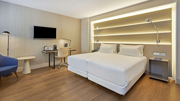 Las mejores ofertas de NH Sants Barcelona Barcelona