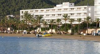 Las mejores ofertas de HOTEL ARENAL Bahía de San Antonio