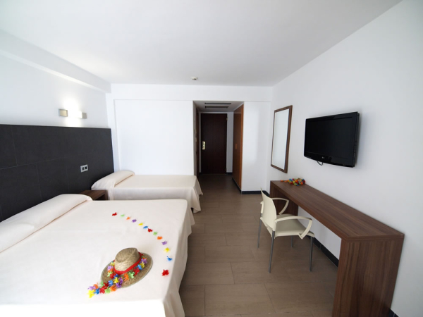 Las mejores ofertas de Astoria Park Lloret De Mar