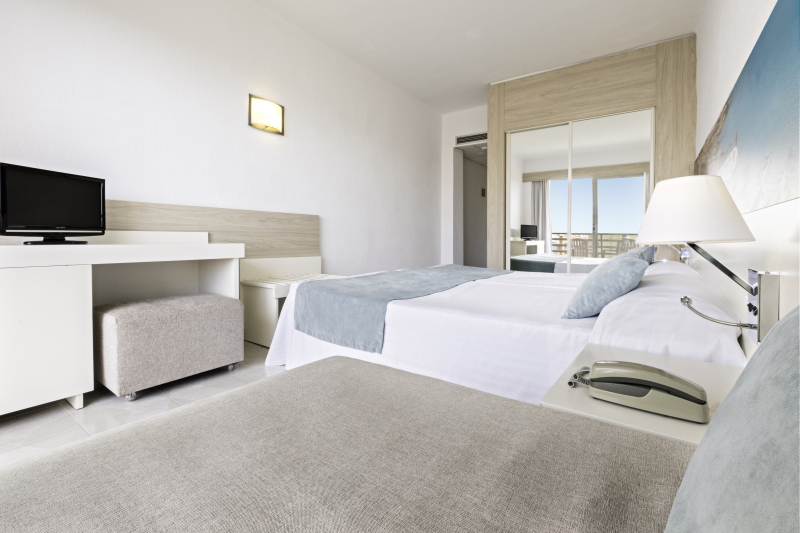 Azuline Hotel Bahamas