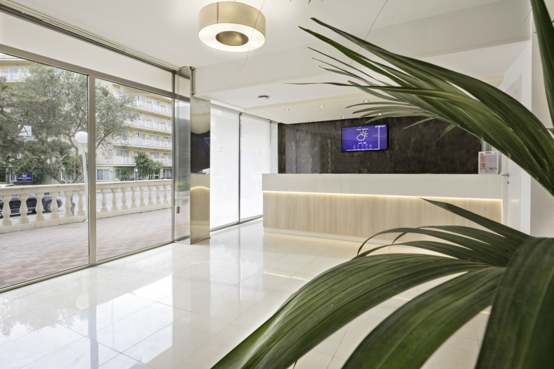 Azuline Hotel Bahamas