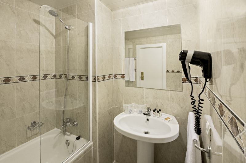 Azuline Hotel Bahamas