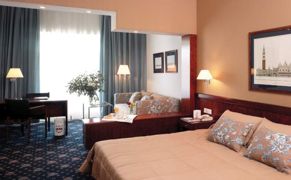 Las mejores ofertas de HOTEL HUSA ILLA Barcelona