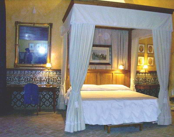 Las mejores ofertas de Hospederia Castillo Papa Luna Illueca