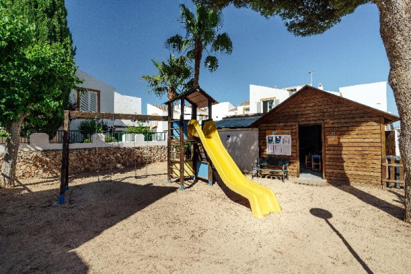 Las mejores ofertas de ALUASUN LAGO PARK Ciutadella De Menorca