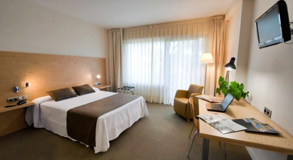 Las mejores ofertas de MONTSERRAT HOTEL & TRAINING CENTER Collbató