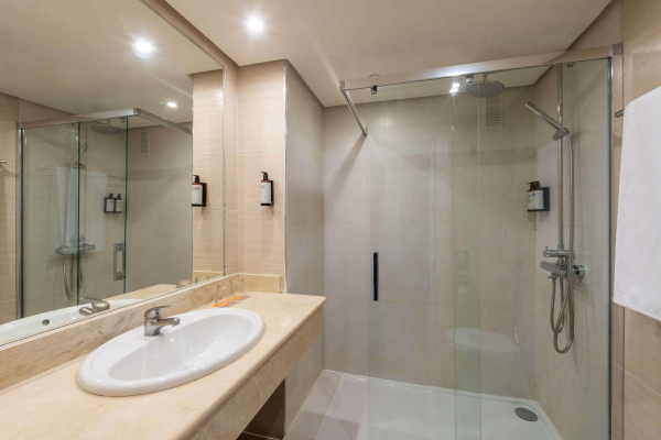 Las mejores ofertas de Ocean House Costa del Sol, affiliated by Melia Torremolinos