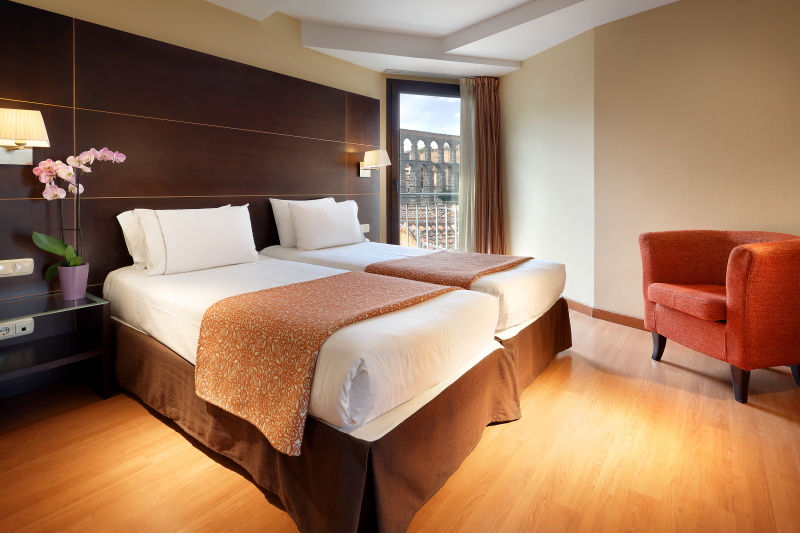 Las mejores ofertas de Eurostars Plaza Acueducto Segovia