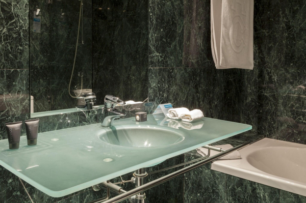 Las mejores ofertas de AC Madrid Aravaca ARAVACA