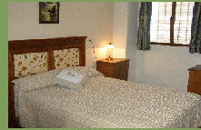 Las mejores ofertas de HOSTAL ESMERALDA Osuna