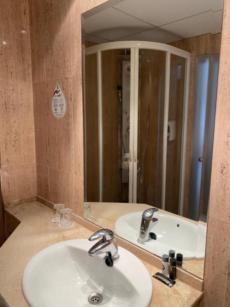 Las mejores ofertas de Duerming Longoria Plaza Hotel Oviedo