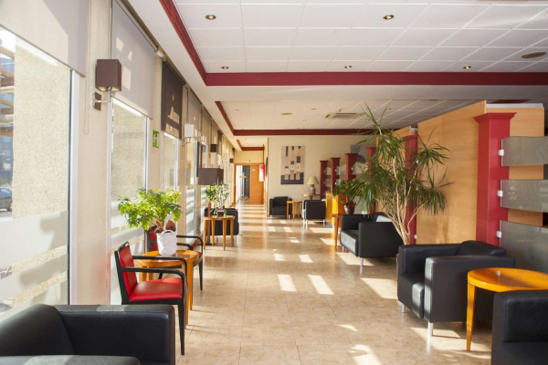 Las mejores ofertas de Travelodge Barcelona del Vallès Barberà Del Vallès