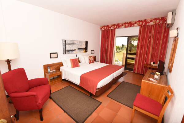 Las mejores ofertas de Praia da Lota Resort - Hotel Algarvia