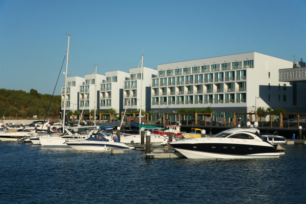Las mejores ofertas de Troia Residence by The Editory-Apartamentos Marina TROIA