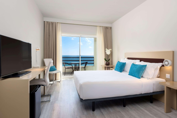 Las mejores ofertas de Tryp Lisboa Caparica Mar Hotel Costa Da Caparica