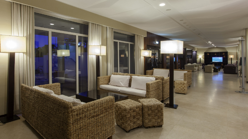 Carcavelos Beach Hotel