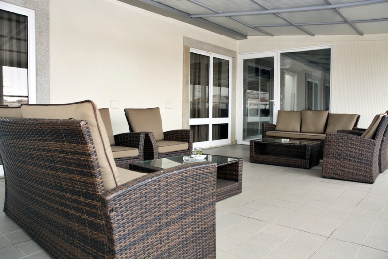 Rainha D. Amelia, Arts & Leisure