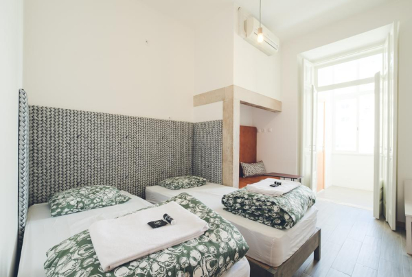 Las mejores ofertas de WOT LISBON PATIO HOSTEL Lisboa