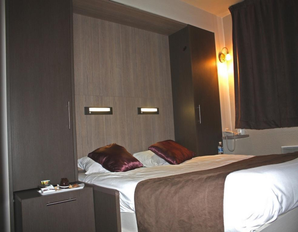 Las mejores ofertas de Brit Hotel Au Relais Du Vern Morlaix 