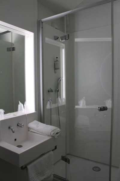 Las mejores ofertas de First Inn Hotel Les Ulis Les Ulis