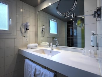 Las mejores ofertas de Hôtel Le Cinq Hyper Centre Ville Chambéry