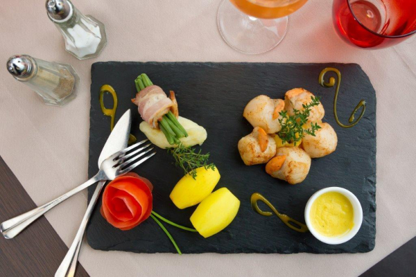 Las mejores ofertas de Logis Hôtel le Bellevue Mers-les-bains