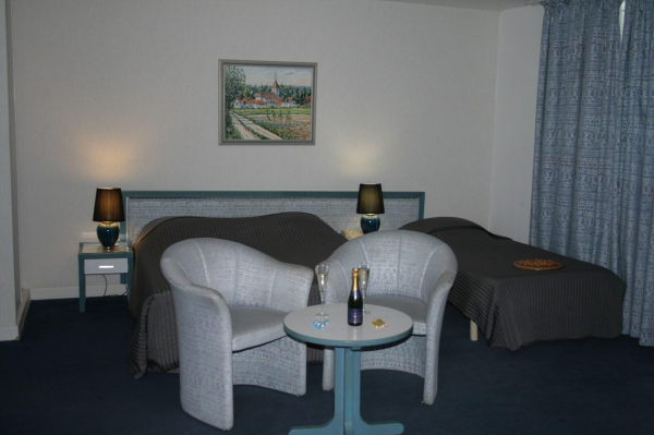 Las mejores ofertas de De La Tour Dampierre-sur-salon