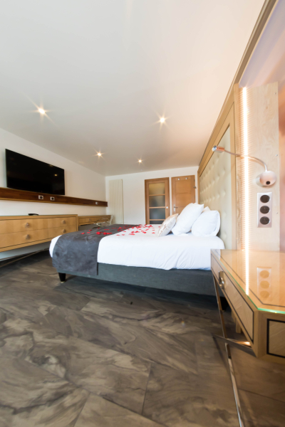 Las mejores ofertas de Hotel Spa Le Lion D'Or Deauville 