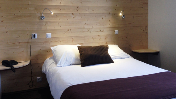 Las mejores ofertas de Logis Hotel les Charmilles Beaune