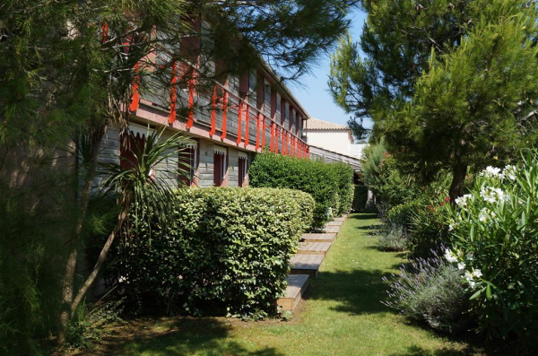 Las mejores ofertas de Hotel Le Phoebus Garden & Spa Narbonne