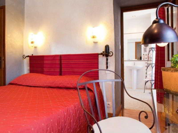 Las mejores ofertas de Hotel Restaurant Les Remparts Carcassonne