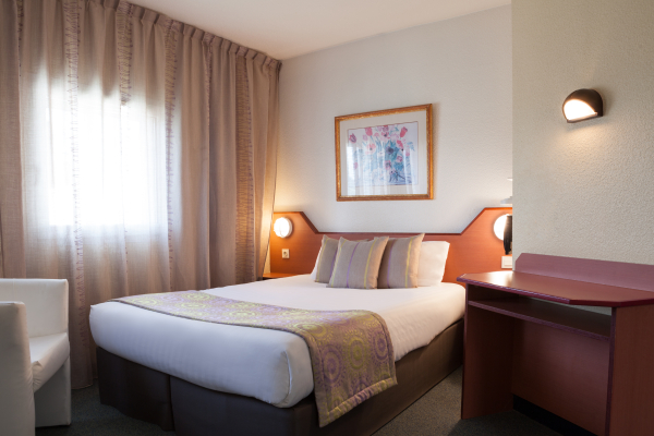 Las mejores ofertas de Hotel Rennes Ouest Les 3 Marches Rennes