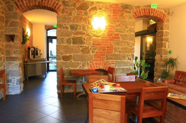 Las mejores ofertas de Kalliste Ajaccio