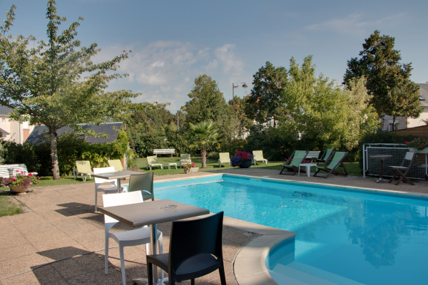 Las mejores ofertas de Hôtel Les Tilleuls, Bourges Bourges 