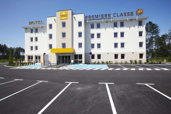 Las mejores ofertas de Hotel Kyriad Direct Mont-de-Marsan – Saint-Avit Mont-de-marsan