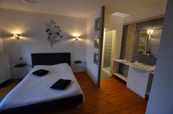 Las mejores ofertas de Hôtel Le Palma Angoulême
