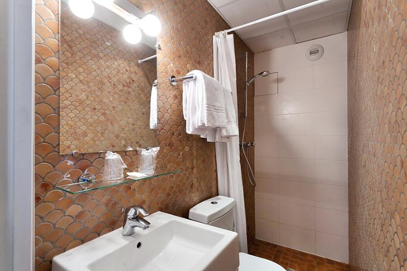 Las mejores ofertas de JULES CESAR Paris 