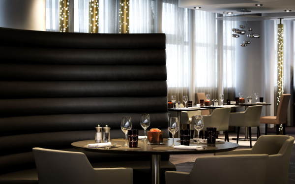 Las mejores ofertas de PULLMAN PARIS LA DEFENSE HOTEL La Défense