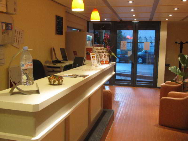 Las mejores ofertas de The Originals Access, Hôtel Arum, Remiremont Épinal