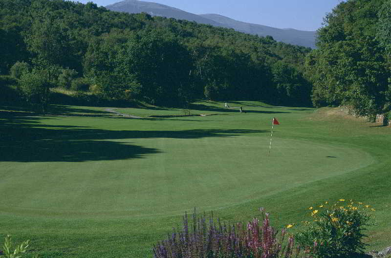 The Originals Hotel Golf Chateau de la Begude