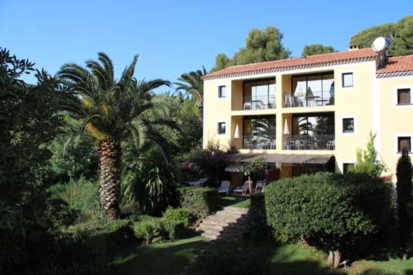 Las mejores ofertas de La Residence du Bailli Rayol Canadelsur Mer