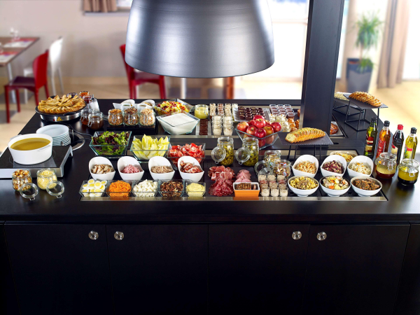 Las mejores ofertas de Kyriad Direct Strasbourg Ouest Zénith Strasbourg 