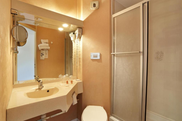 Las mejores ofertas de The Originals City, Hôtel Ikar, Blois Sud Blois